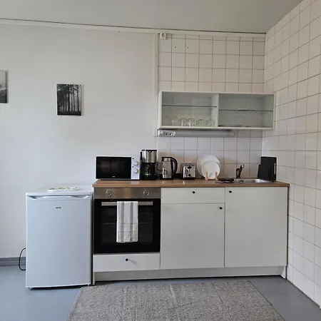 Kyyveden Kartano Kehaekukka 18 *
